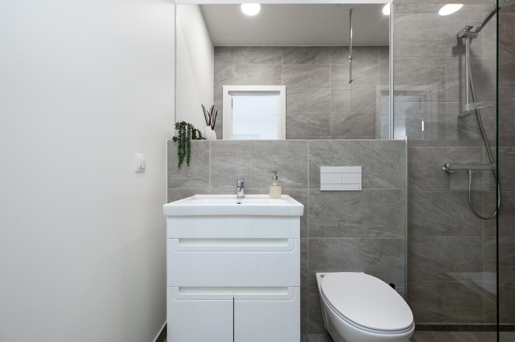 Hilltop Apartments - Studio Rooms In City Centre Talin Exterior foto